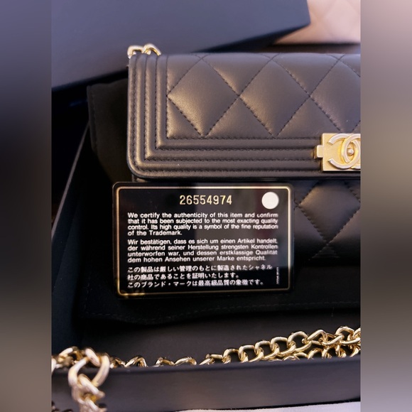CHANEL Boy Wallet in Lambskin, 26 series-chain included, full set! SOLD - Picture 4 of 11